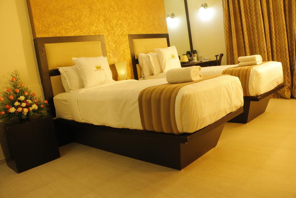 טריואנדרום Pattom Royal Hotel מראה חיצוני תמונה