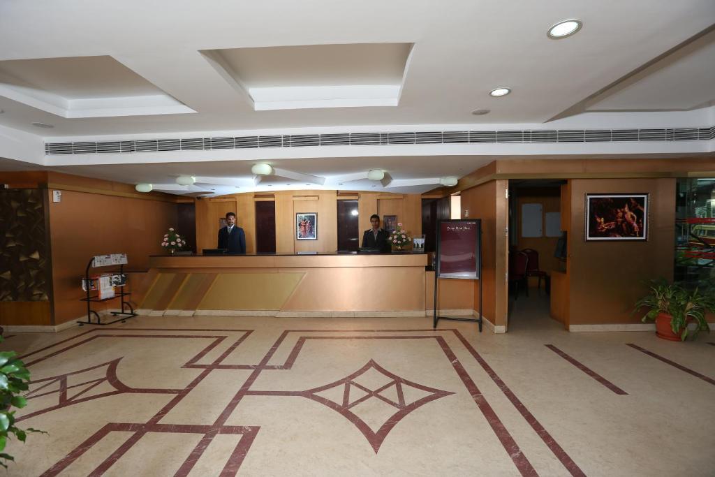 טריואנדרום Pattom Royal Hotel מראה חיצוני תמונה