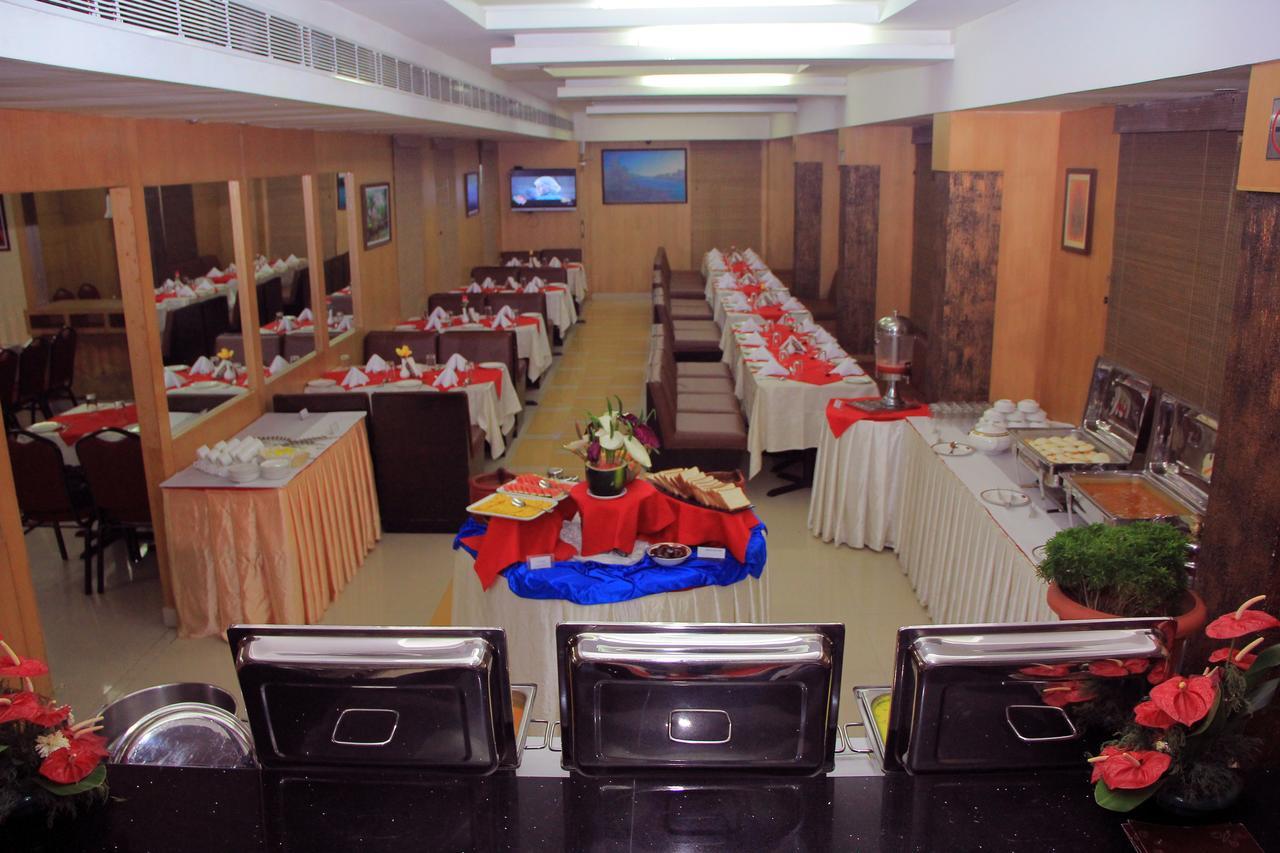 טריואנדרום Pattom Royal Hotel מראה חיצוני תמונה